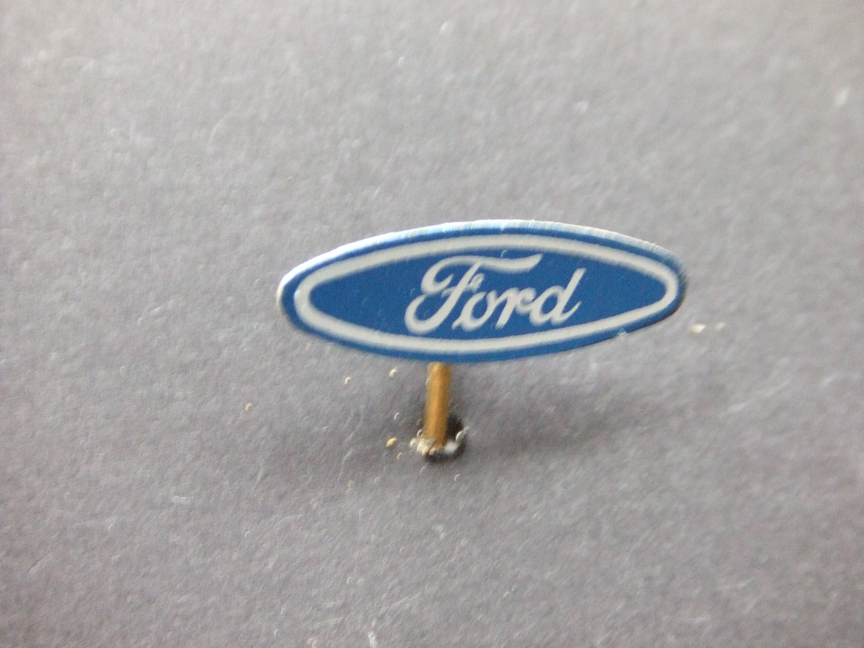 Ford logo ovaal witte rand